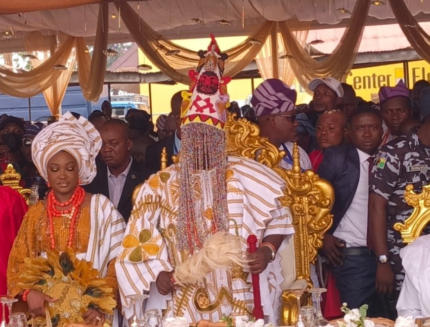 OYO CROWNS NEW ALAAFIN