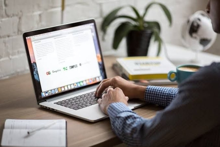 Is Remote Work and the Nomad Lifestyle as Glamorous as It Seems?