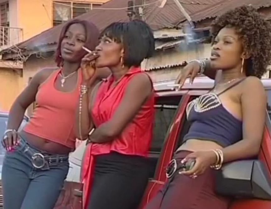 Y2K Fashion Spiral: A Look Back at the Trends